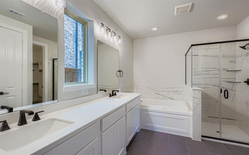 831 Stone Grove Road, Lavon, TX 75166, 4 Bedrooms Bedrooms, ,3 BathroomsBathrooms,Residential,For Sale,831 Stone Grove Road,0,21089020