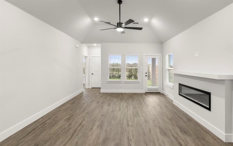 1921 Sapphire Run, Mesquite, TX 75181, 5 Bedrooms Bedrooms, ,3 BathroomsBathrooms,Residential,For Sale,1921 Sapphire Run,0,21089025