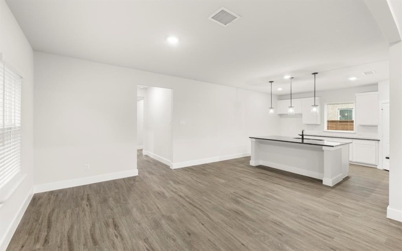 1921 Sapphire Run, Mesquite, TX 75181, 5 Bedrooms Bedrooms, ,3 BathroomsBathrooms,Residential,For Sale,1921 Sapphire Run,0,21089025