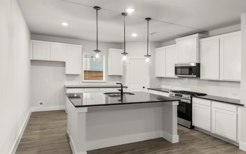 1921 Sapphire Run, Mesquite, TX 75181, 5 Bedrooms Bedrooms, ,3 BathroomsBathrooms,Residential,For Sale,1921 Sapphire Run,0,21089025