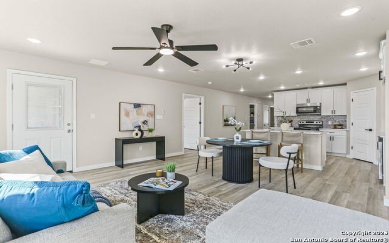 322 Spaatz, San Antonio, TX 78211, 3 Bedrooms Bedrooms, ,2 BathroomsBathrooms,Residential,For Sale,322 Spaatz,0,1916127