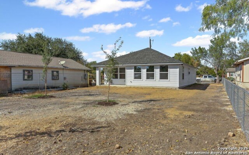 322 Spaatz, San Antonio, TX 78211, 3 Bedrooms Bedrooms, ,2 BathroomsBathrooms,Residential,For Sale,322 Spaatz,0,1916127