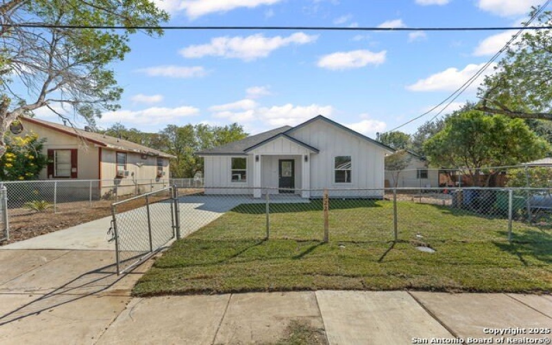 322 Spaatz, San Antonio, TX 78211, 3 Bedrooms Bedrooms, ,2 BathroomsBathrooms,Residential,For Sale,322 Spaatz,0,1916127