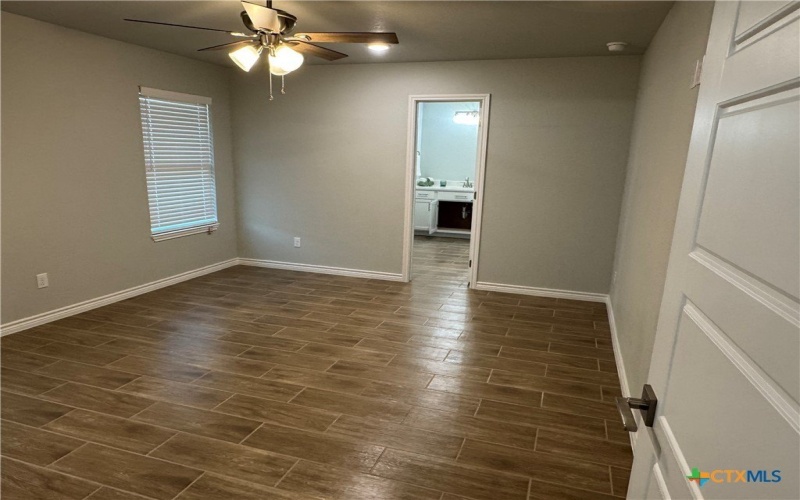 5202 White Rose Drive, Killeen, TX 76542, 3 Bedrooms Bedrooms, ,2 BathroomsBathrooms,Residential,For Sale,5202 White Rose Drive,0,595583