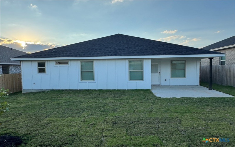 5202 White Rose Drive, Killeen, TX 76542, 3 Bedrooms Bedrooms, ,2 BathroomsBathrooms,Residential,For Sale,5202 White Rose Drive,0,595583
