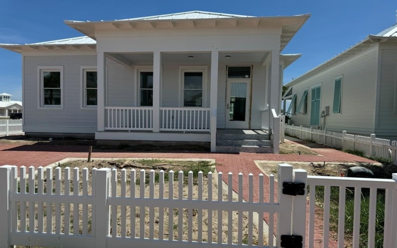 119 Marina Dr., South Padre Island, TX 78597, 3 Habitaciones Habitaciones , ,2 BañosBaños,Residential,En Venta,119 Marina Dr.,0,104427