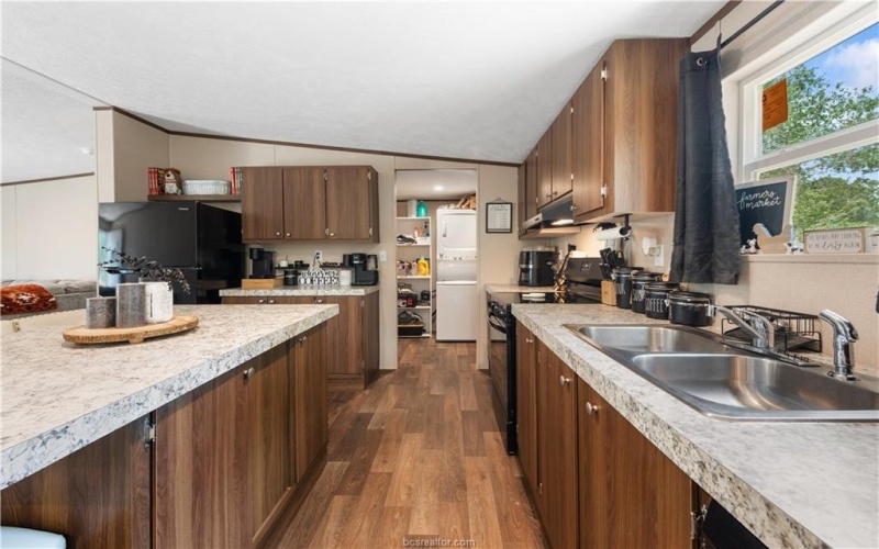 309 Tanglewood Lane, Somerville, TX 77879, 4 Bedrooms Bedrooms, ,2 BathroomsBathrooms,Residential,For Sale,309 Tanglewood Lane,0,25007561