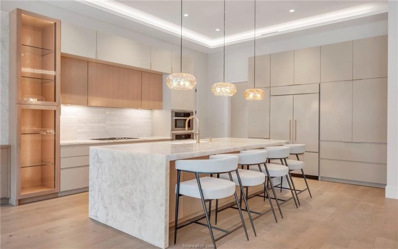 4212 Tuscany Court, Bryan, TX 77802, 4 Bedrooms Bedrooms, ,5 BathroomsBathrooms,Residential,For Sale,4212 Tuscany Court,0,25010704