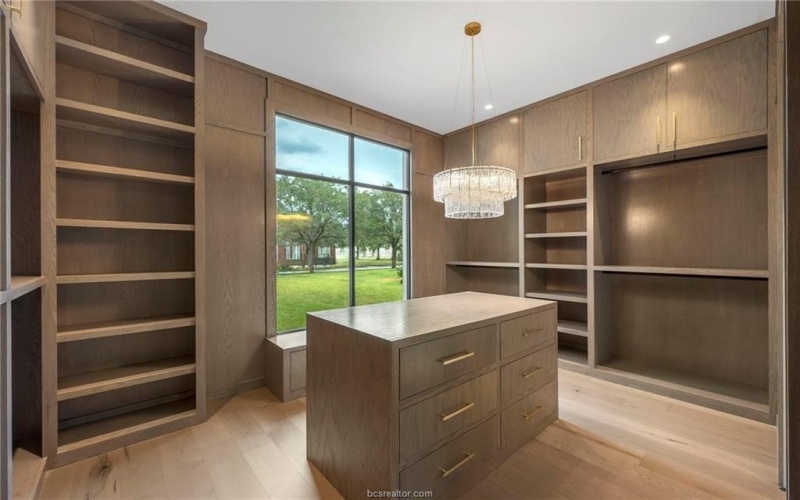 4212 Tuscany Court, Bryan, TX 77802, 4 Bedrooms Bedrooms, ,5 BathroomsBathrooms,Residential,For Sale,4212 Tuscany Court,0,25010704