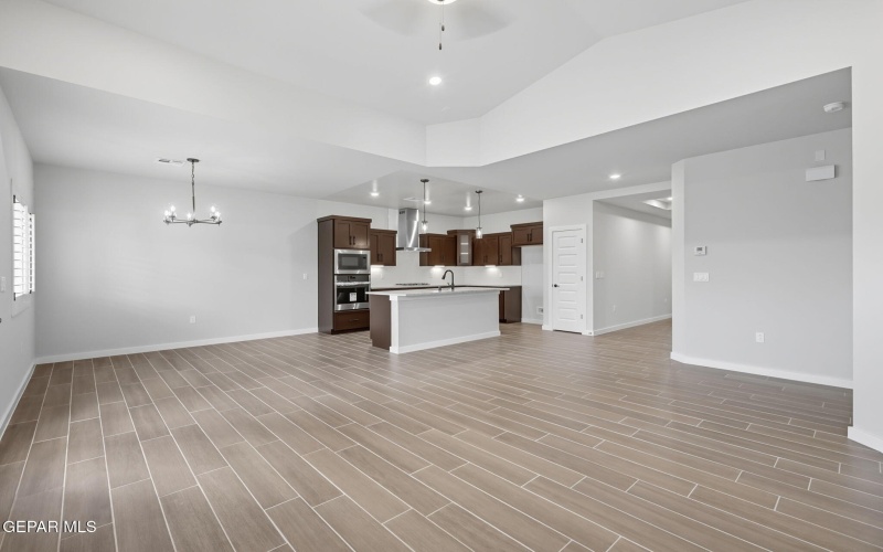 13800 Paseo Sereno Drive, El Paso, TX 79928, 4 Habitaciones Habitaciones , ,1 BañoBaños,Residential,En Venta,13800 Paseo Sereno Drive,0,932221