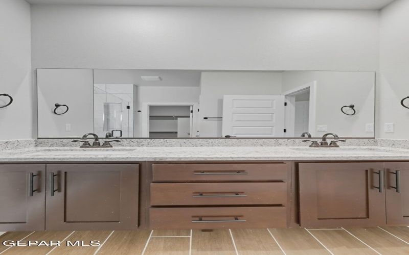 13800 Paseo Sereno Drive, El Paso, TX 79928, 4 Habitaciones Habitaciones , ,1 BañoBaños,Residential,En Venta,13800 Paseo Sereno Drive,0,932221