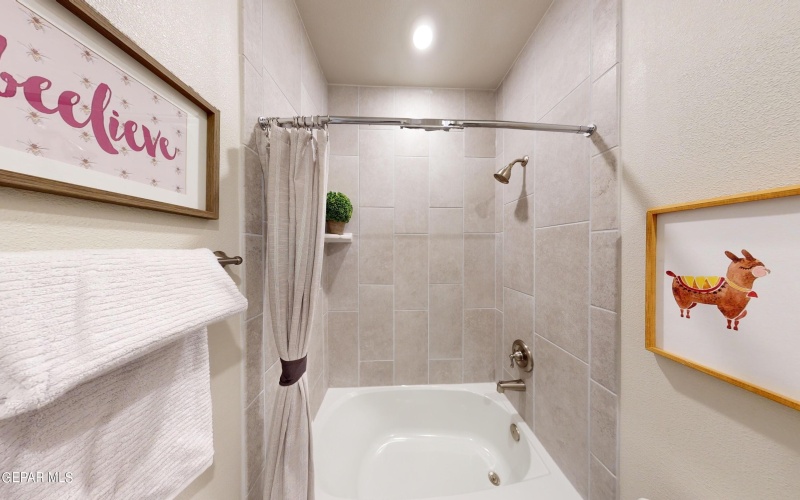 13856 Paseo Sereno Drive, El Paso, TX 79928, 4 Habitaciones Habitaciones , ,Residential,En Venta,13856 Paseo Sereno Drive,0,932223