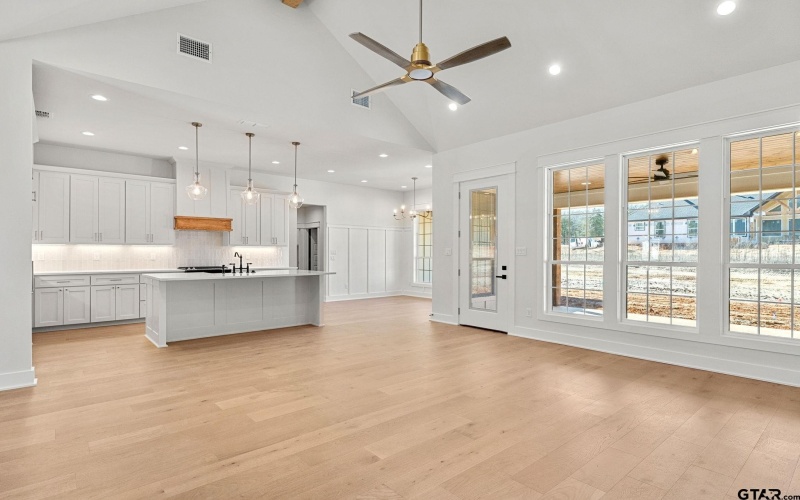 14572 Woodland Creek, Tyler, TX 75706, 4 Bedrooms Bedrooms, ,2 BathroomsBathrooms,Residential,For Sale,14572 Woodland Creek,25001316
