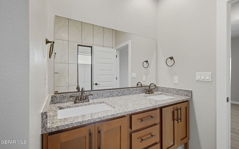 780 Paseo Dulce Avenue, El Paso, TX 79928, 4 Habitaciones Habitaciones , ,1 BañoBaños,Residential,En Venta,780 Paseo Dulce Avenue,0,932227