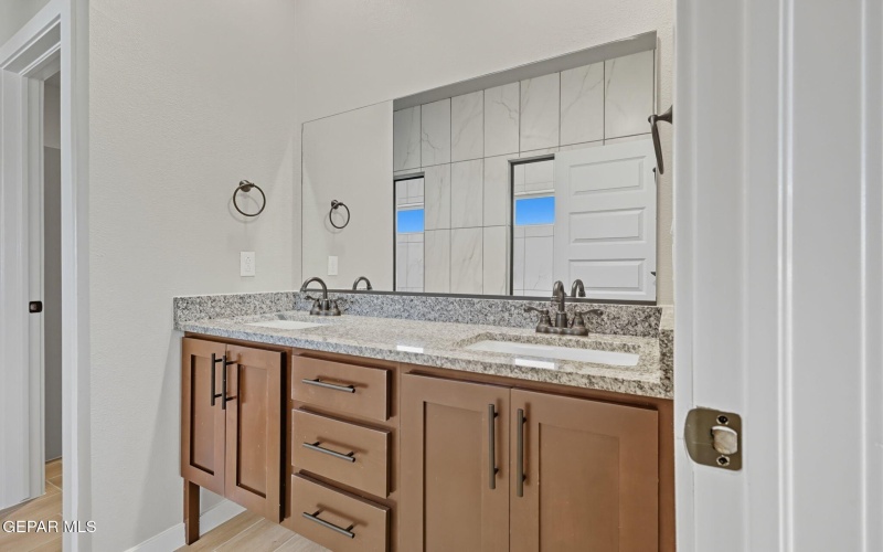 780 Paseo Dulce Avenue, El Paso, TX 79928, 4 Habitaciones Habitaciones , ,1 BañoBaños,Residential,En Venta,780 Paseo Dulce Avenue,0,932227