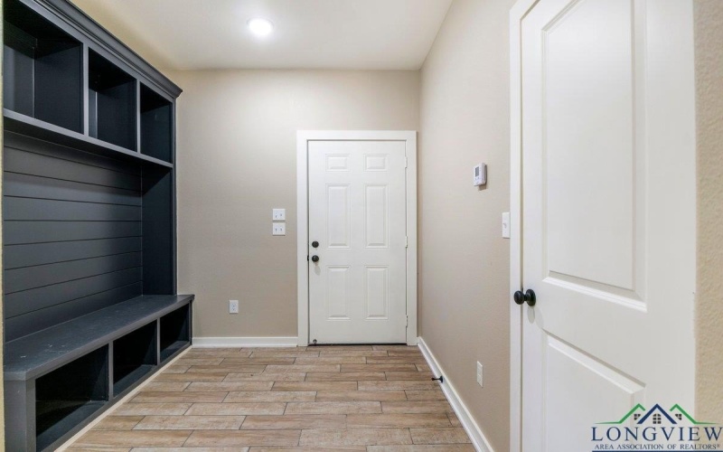 18268 US Jones Dr, Tyler, TX 75705, 4 Habitaciones Habitaciones , ,2 BañosBaños,Residential,En Venta,18268 US Jones Dr,0,20257111