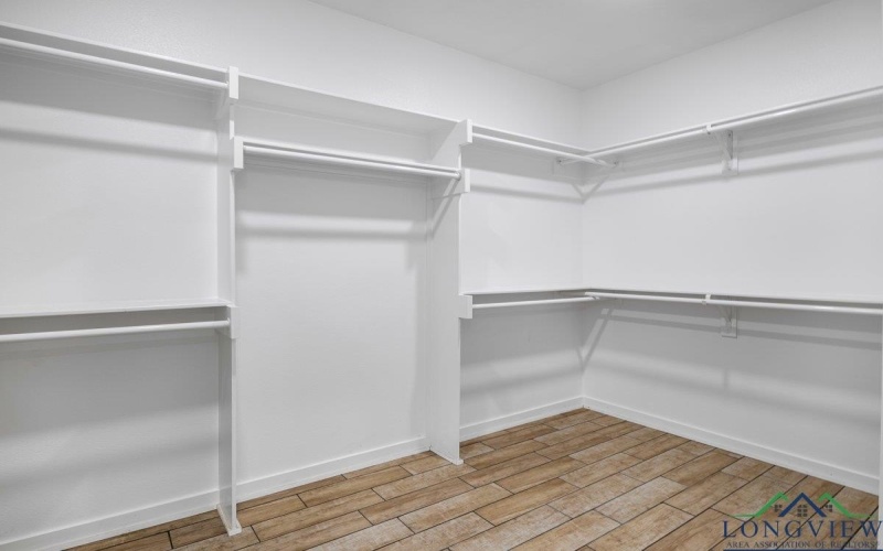 18268 US Jones Dr, Tyler, TX 75705, 4 Habitaciones Habitaciones , ,2 BañosBaños,Residential,En Venta,18268 US Jones Dr,0,20257111