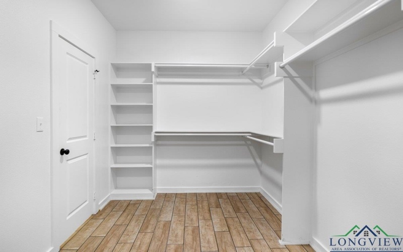 18268 US Jones Dr, Tyler, TX 75705, 4 Habitaciones Habitaciones , ,2 BañosBaños,Residential,En Venta,18268 US Jones Dr,0,20257111