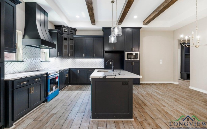 18268 US Jones Dr, Tyler, TX 75705, 4 Habitaciones Habitaciones , ,2 BañosBaños,Residential,En Venta,18268 US Jones Dr,0,20257111