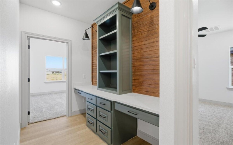 1115 N 6th Street, Wolfforth, TX 79382, 3 Habitaciones Habitaciones , ,2 BañosBaños,Residential,En Venta,1115 N 6th Street,0,202561934