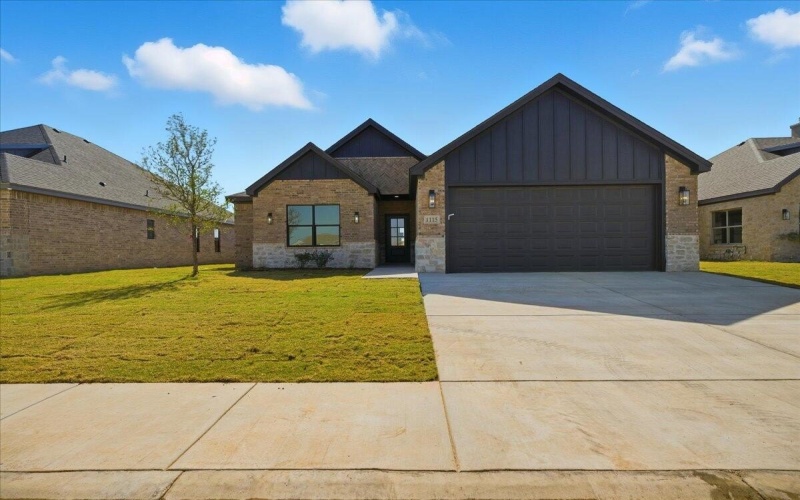 1115 N 6th Street, Wolfforth, TX 79382, 3 Habitaciones Habitaciones , ,2 BañosBaños,Residential,En Venta,1115 N 6th Street,0,202561934