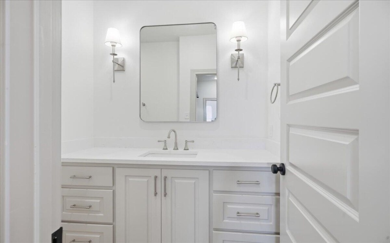 1115 N 6th Street, Wolfforth, TX 79382, 3 Habitaciones Habitaciones , ,2 BañosBaños,Residential,En Venta,1115 N 6th Street,0,202561934