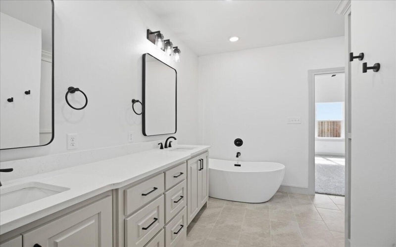 1115 N 6th Street, Wolfforth, TX 79382, 3 Habitaciones Habitaciones , ,2 BañosBaños,Residential,En Venta,1115 N 6th Street,0,202561934