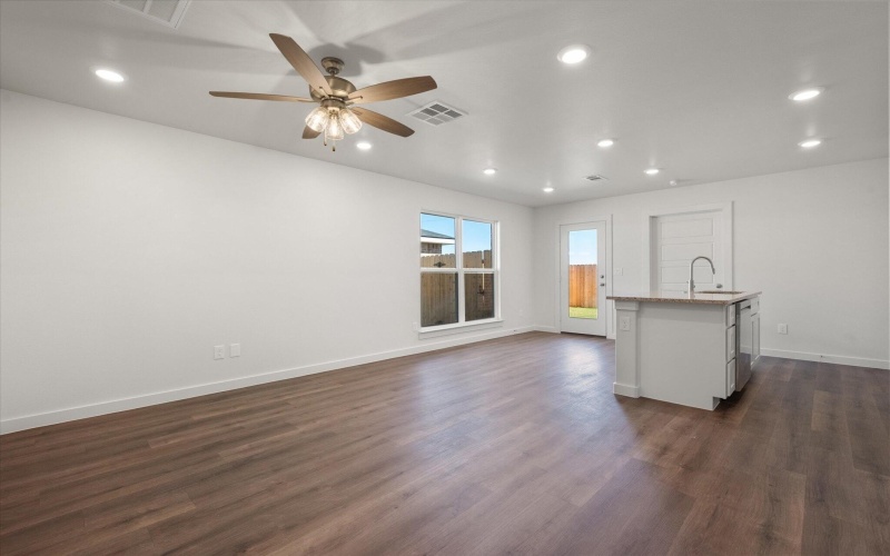 2305 Eureka Avenue, Lubbock, TX 79407, 3 Bedrooms Bedrooms, ,2 BathroomsBathrooms,Residential,For Sale,2305 Eureka Avenue,0,202561941