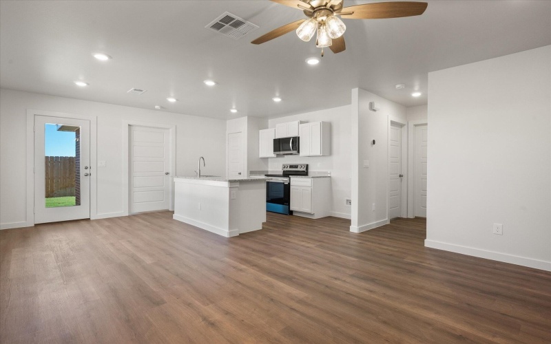 2305 Eureka Avenue, Lubbock, TX 79407, 3 Bedrooms Bedrooms, ,2 BathroomsBathrooms,Residential,For Sale,2305 Eureka Avenue,0,202561941