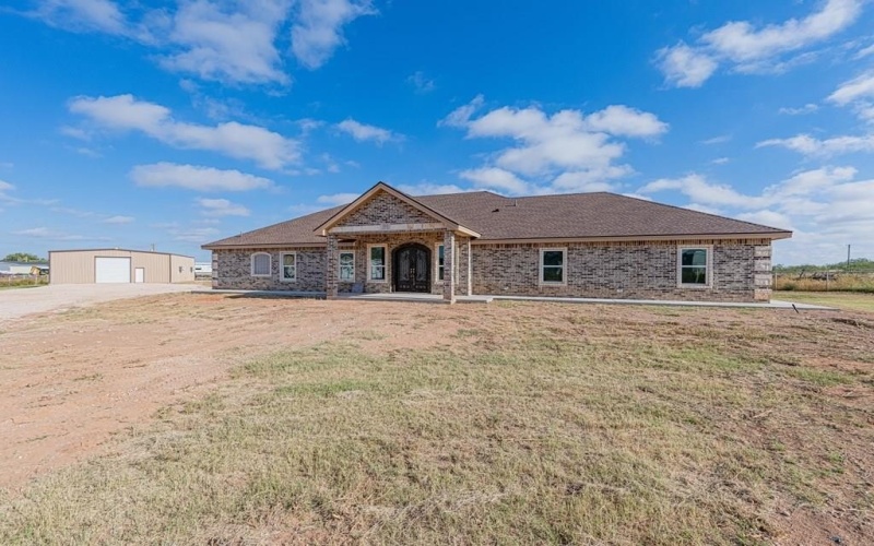519 E County Rd 138, Midland, TX 79706, 4 Bedrooms Bedrooms, ,2 BathroomsBathrooms,Residential,For Sale,519 E County Rd 138,0,163781