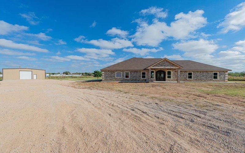 519 E County Rd 138, Midland, TX 79706, 4 Bedrooms Bedrooms, ,2 BathroomsBathrooms,Residential,For Sale,519 E County Rd 138,0,163781
