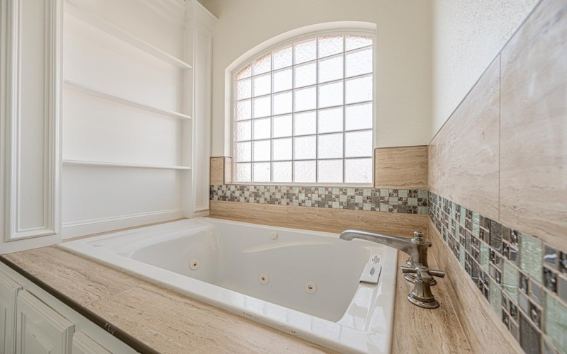 519 E County Rd 138, Midland, TX 79706, 4 Bedrooms Bedrooms, ,2 BathroomsBathrooms,Residential,For Sale,519 E County Rd 138,0,163781