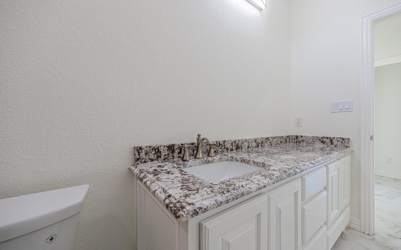 519 E County Rd 138, Midland, TX 79706, 4 Bedrooms Bedrooms, ,2 BathroomsBathrooms,Residential,For Sale,519 E County Rd 138,0,163781