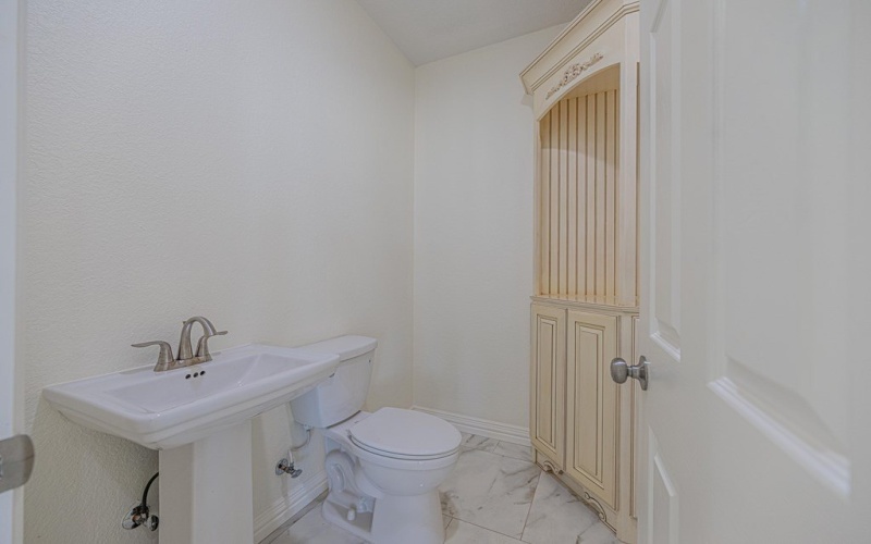 519 E County Rd 138, Midland, TX 79706, 4 Bedrooms Bedrooms, ,2 BathroomsBathrooms,Residential,For Sale,519 E County Rd 138,0,163781