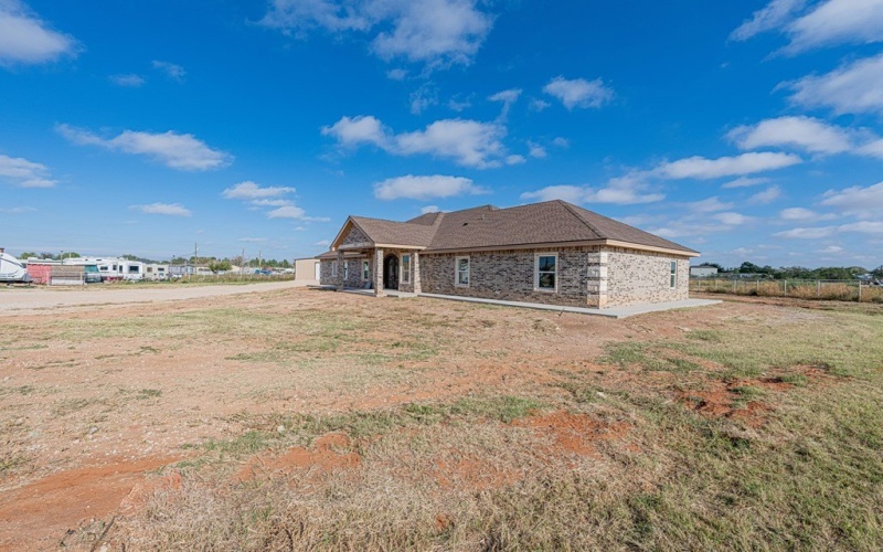 519 E County Rd 138, Midland, TX 79706, 4 Bedrooms Bedrooms, ,2 BathroomsBathrooms,Residential,For Sale,519 E County Rd 138,0,163781