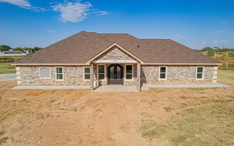 519 E County Rd 138, Midland, TX 79706, 4 Bedrooms Bedrooms, ,2 BathroomsBathrooms,Residential,For Sale,519 E County Rd 138,0,163781