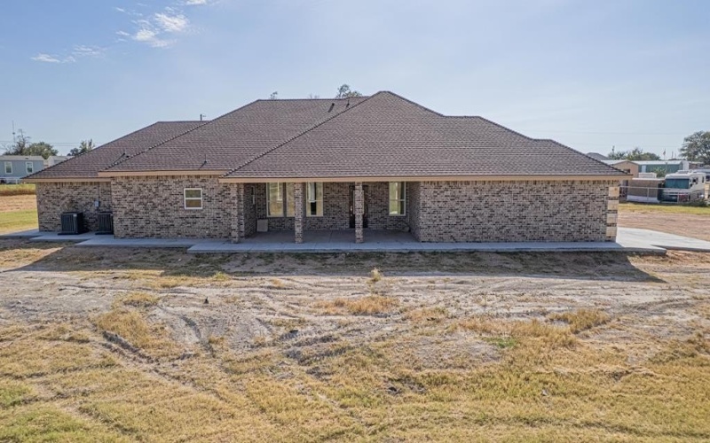 519 E County Rd 138, Midland, TX 79706, 4 Bedrooms Bedrooms, ,2 BathroomsBathrooms,Residential,For Sale,519 E County Rd 138,0,163781