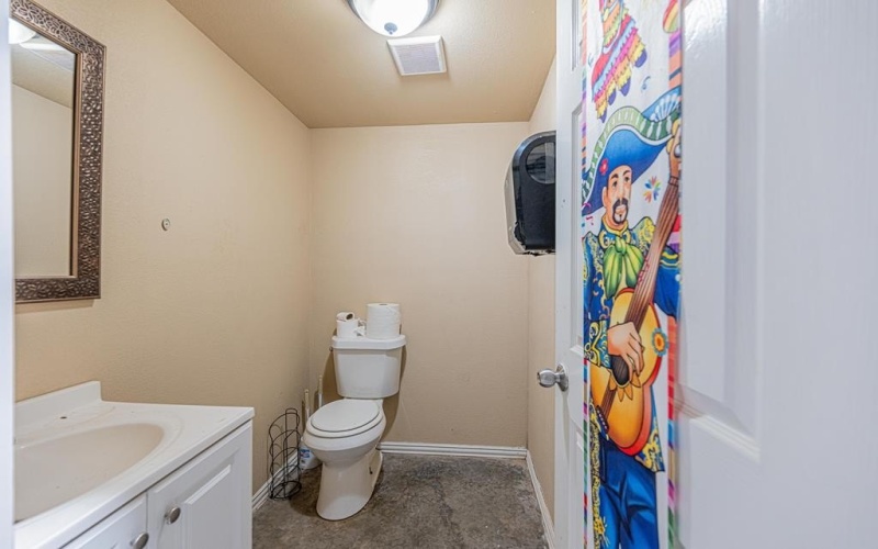 519 E County Rd 138, Midland, TX 79706, 4 Bedrooms Bedrooms, ,2 BathroomsBathrooms,Residential,For Sale,519 E County Rd 138,0,163781