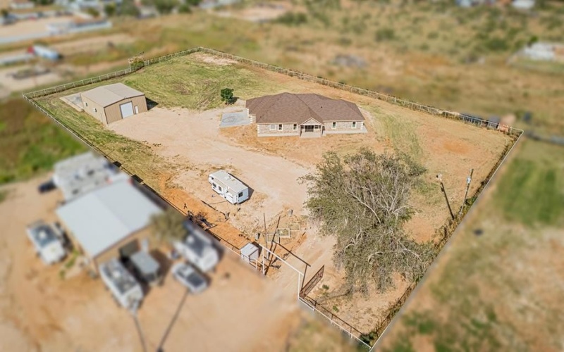 519 E County Rd 138, Midland, TX 79706, 4 Bedrooms Bedrooms, ,2 BathroomsBathrooms,Residential,For Sale,519 E County Rd 138,0,163781