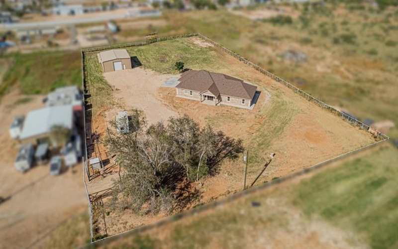 519 E County Rd 138, Midland, TX 79706, 4 Bedrooms Bedrooms, ,2 BathroomsBathrooms,Residential,For Sale,519 E County Rd 138,0,163781