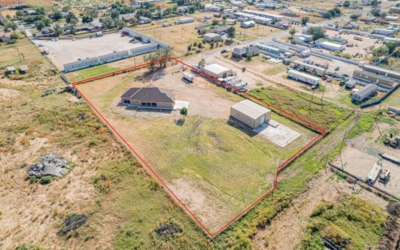 519 E County Rd 138, Midland, TX 79706, 4 Bedrooms Bedrooms, ,2 BathroomsBathrooms,Residential,For Sale,519 E County Rd 138,0,163781