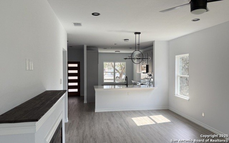 124 LOOKOUT CT, Spring Branch, TX 78070, 3 Habitaciones Habitaciones , ,2 BañosBaños,Residential,En Venta,124 LOOKOUT CT,0,1916168