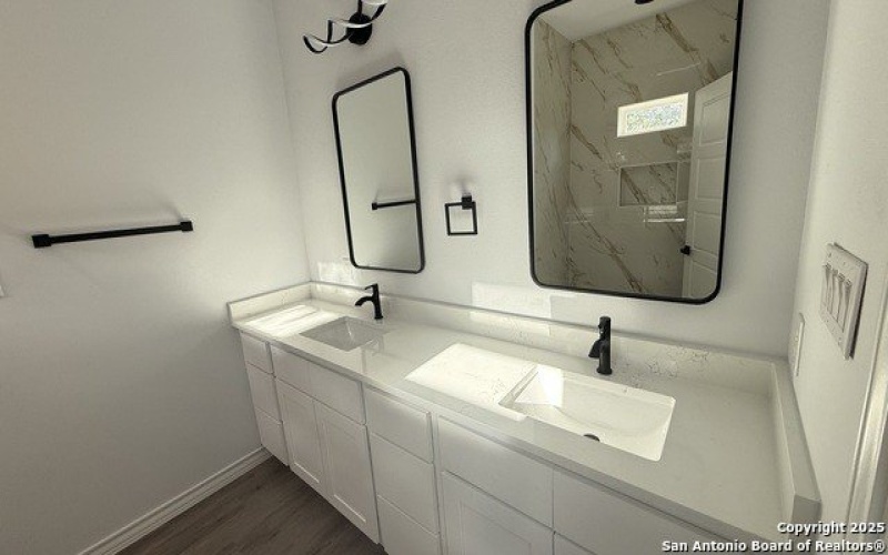 124 LOOKOUT CT, Spring Branch, TX 78070, 3 Habitaciones Habitaciones , ,2 BañosBaños,Residential,En Venta,124 LOOKOUT CT,0,1916168