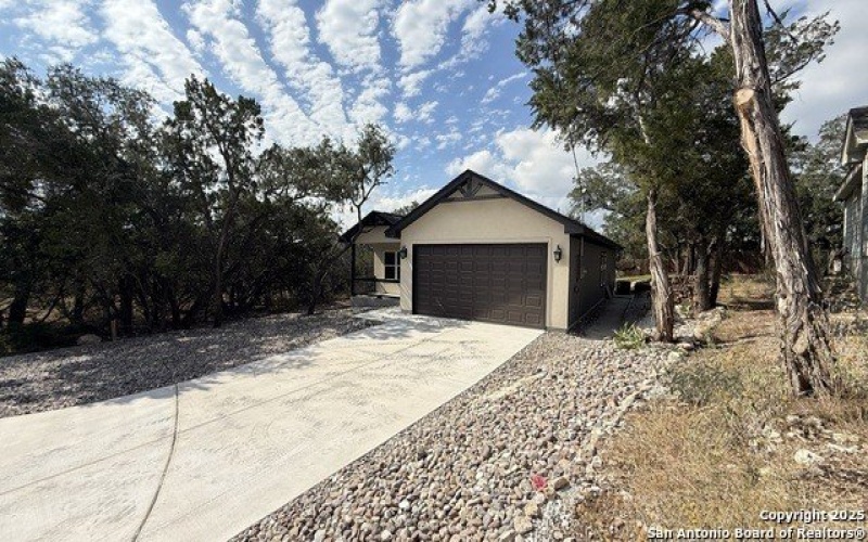 124 LOOKOUT CT, Spring Branch, TX 78070, 3 Habitaciones Habitaciones , ,2 BañosBaños,Residential,En Venta,124 LOOKOUT CT,0,1916168