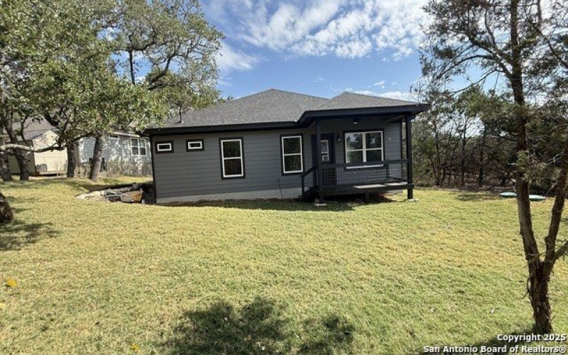 124 LOOKOUT CT, Spring Branch, TX 78070, 3 Habitaciones Habitaciones , ,2 BañosBaños,Residential,En Venta,124 LOOKOUT CT,0,1916168