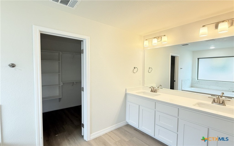 5310 Lassen Lane, Belton, TX 76513, 4 Habitaciones Habitaciones , ,2 BañosBaños,Residential,En Venta,5310 Lassen Lane,0,593231