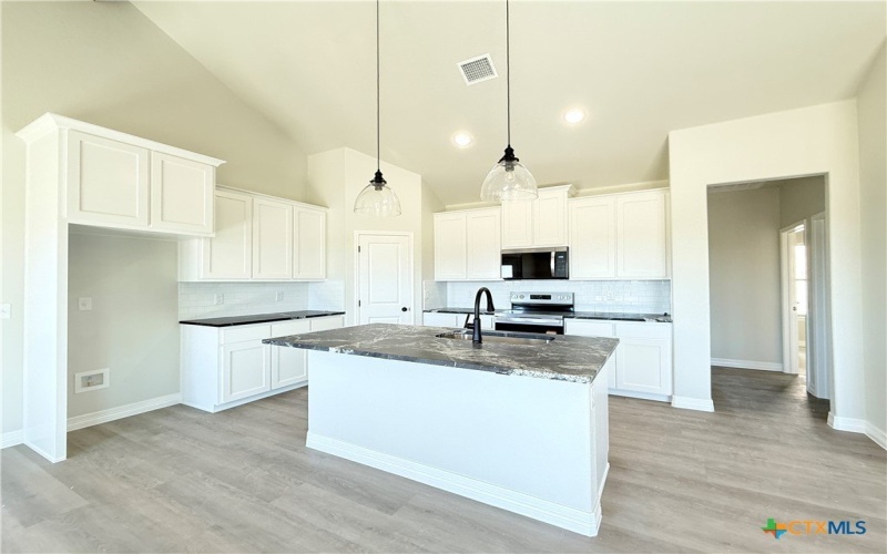 5314 Lassen Lane, Belton, TX 76513, 4 Habitaciones Habitaciones , ,3 BañosBaños,Residential,En Venta,5314 Lassen Lane,0,593232