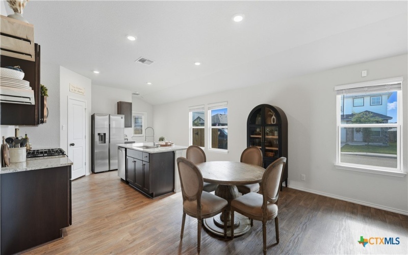 150 Legendary Trail Loop, Floresville, TX 78114, 3 Habitaciones Habitaciones , ,2 BañosBaños,Residential,En Venta,150 Legendary Trail Loop,0,595419