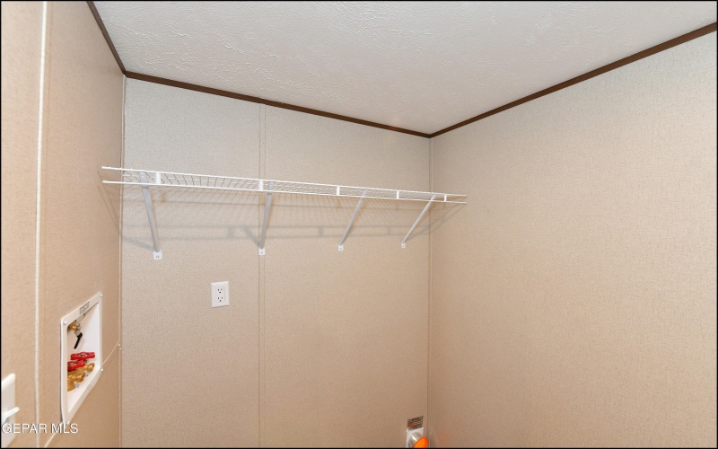 3491 N Ascencion Street, El Paso, TX 79938, 3 Habitaciones Habitaciones , ,2 BañosBaños,Residential,En Venta,3491 N Ascencion Street,0,932238