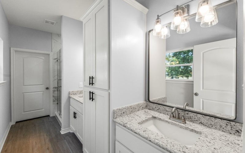 314 Oak Creek Dr, Tool, TX 75143, 4 Habitaciones Habitaciones , ,2 BañosBaños,Residential,En Venta,314 Oak Creek Dr,0,109833